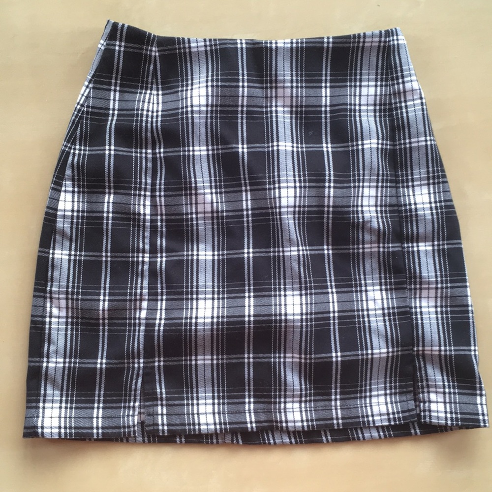 Brandy Melville skirt